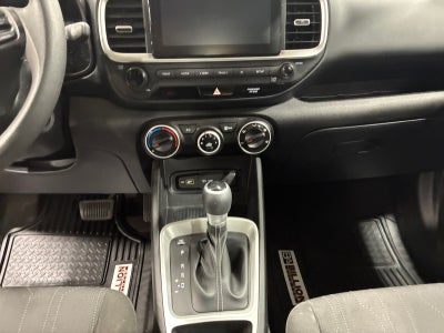 2022 Hyundai VENUE SE