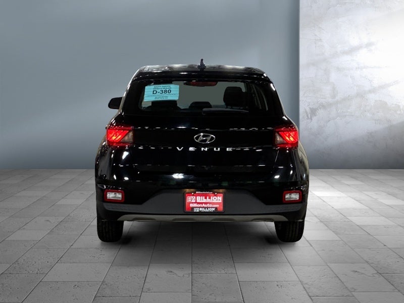 2022 Hyundai VENUE SE