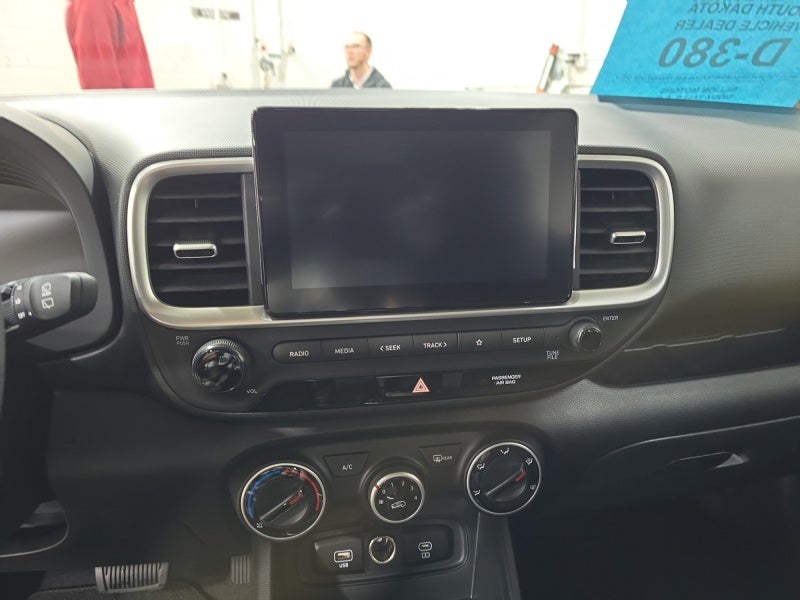 2026 Hyundai VENUE SE