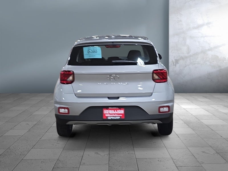 2026 Hyundai VENUE SE