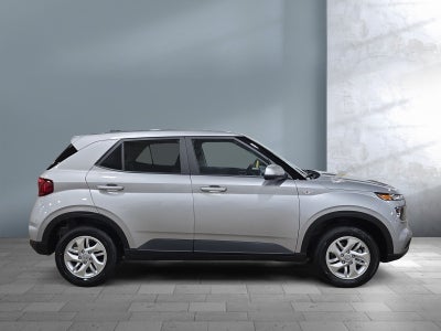 2026 Hyundai VENUE SE