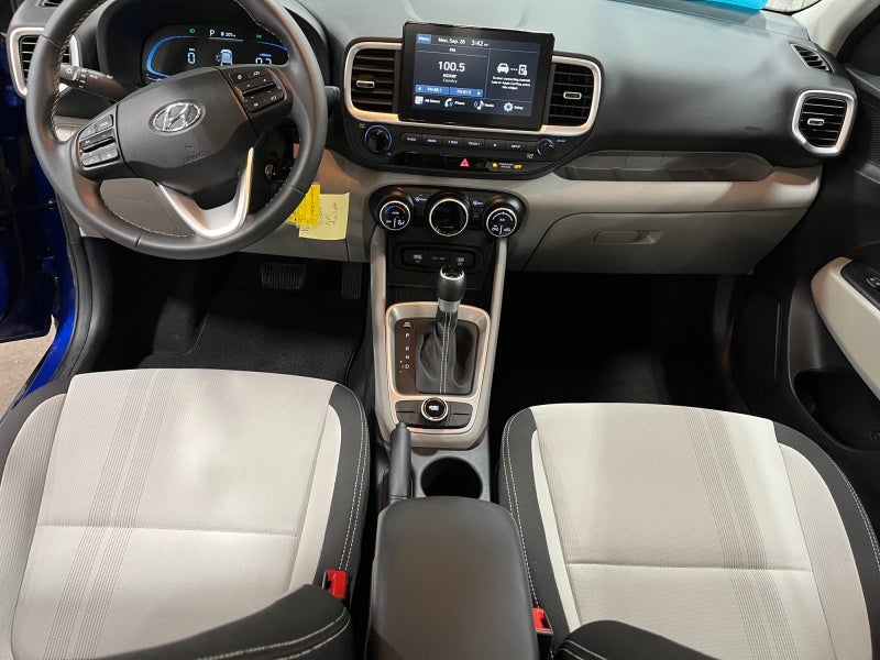 2023 Hyundai VENUE SEL