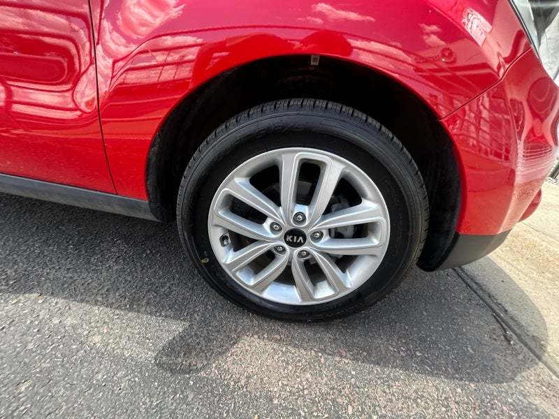2018 Kia Soul +