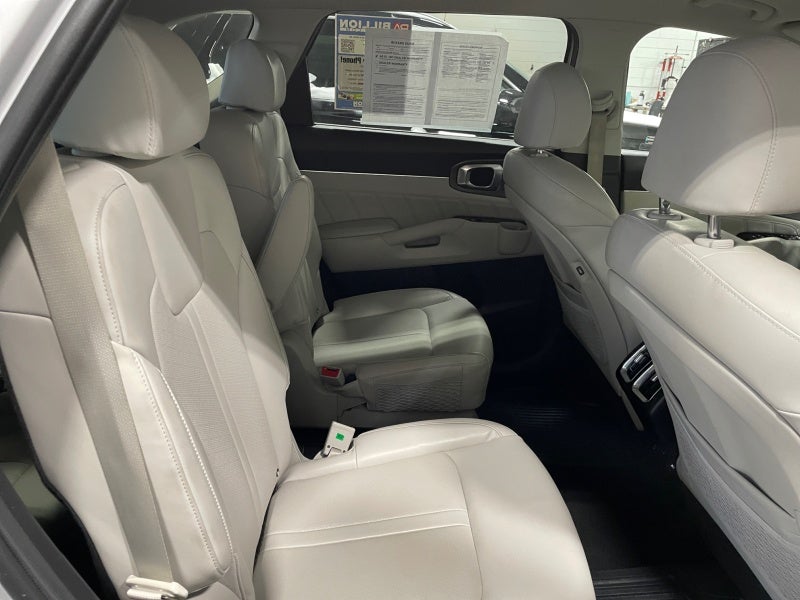 2022 Kia Sorento Plug-In Hybrid SX