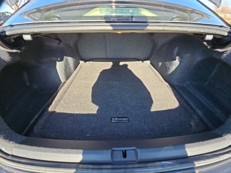 2017 Volkswagen Passat R-Line w/Comfort Pkg