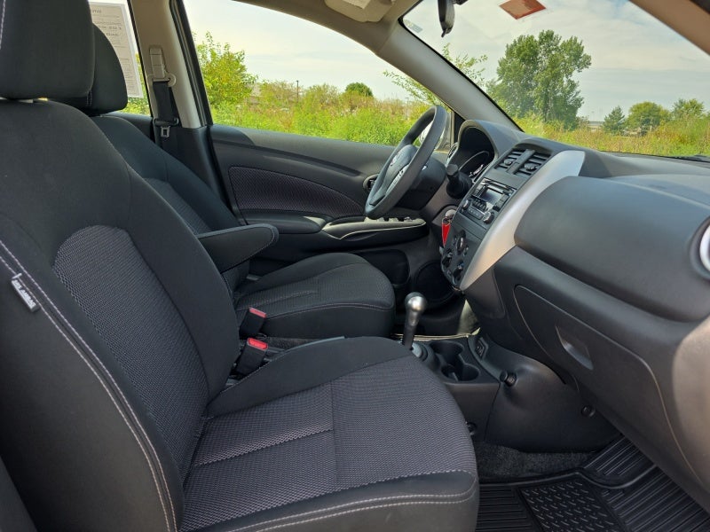 2017 Nissan Versa Sedan SV