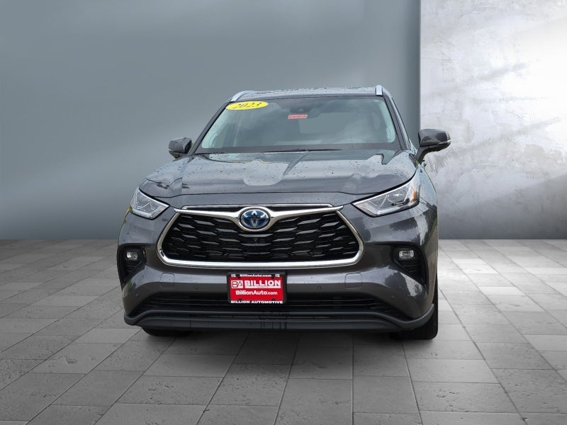 2023 Toyota Highlander Hybrid Limited