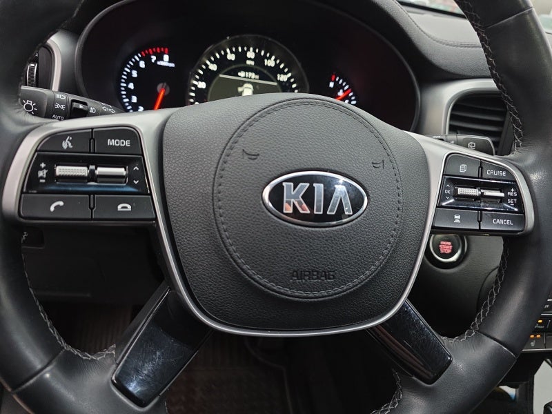 2019 Kia Sorento EX V6