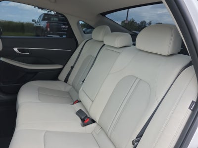 2025 Hyundai SONATA HYBRID SEL