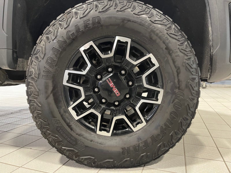 2025 GMC Sierra 2500 HD AT4X