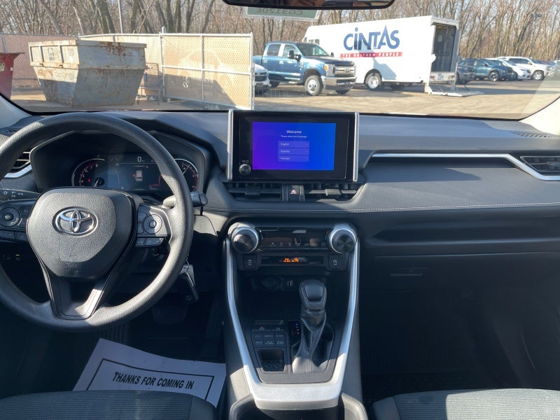 2023 Toyota RAV4 LE