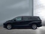 2025 Toyota Sienna LE