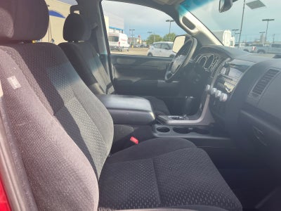 2013 Toyota Tundra 4WD Truck GRADE