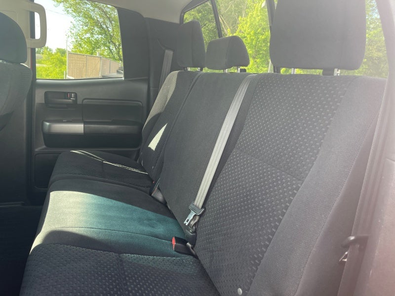 2013 Toyota Tundra 4WD Truck GRADE