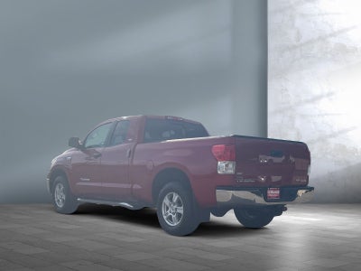 2013 Toyota Tundra 4WD Truck GRADE