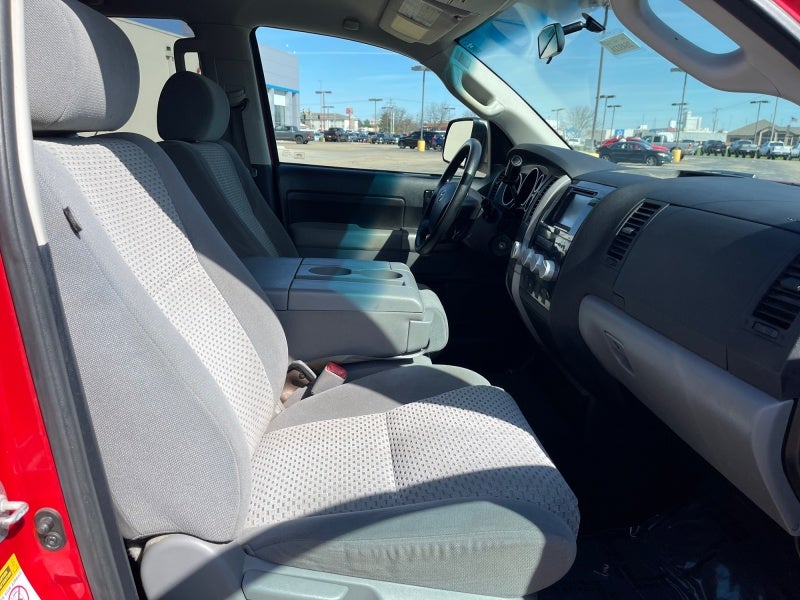 2012 Toyota Tundra 4WD Truck GRADE